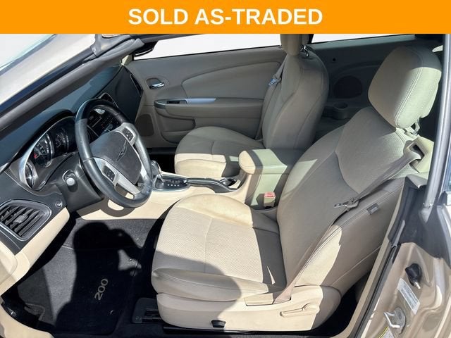 2013 Chrysler 200 Touring