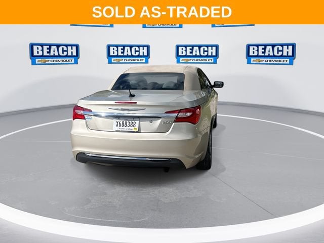 2013 Chrysler 200 Touring