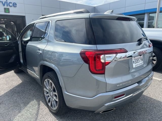 2023 GMC Acadia Denali