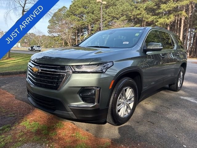 2022 Chevrolet Traverse LT Cloth