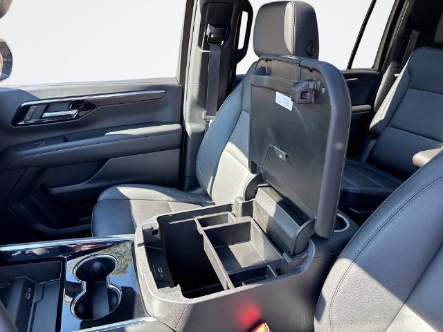 2025 Chevrolet Suburban LT