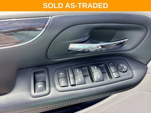 2012 Chrysler Town & Country Touring-L