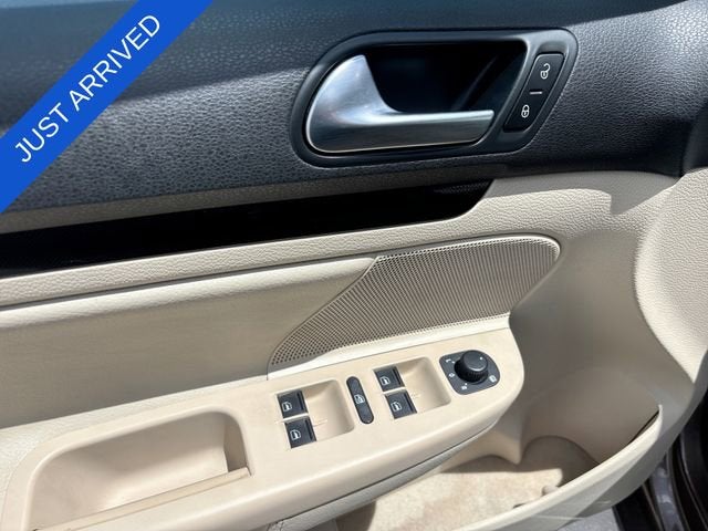 2014 Volkswagen Jetta SportWagen TDI w/Sunroof