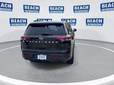 2025 Nissan Pathfinder SV
