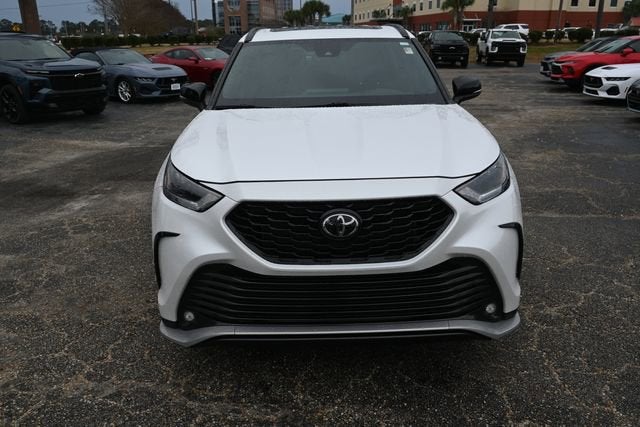 2024 Toyota Highlander LE