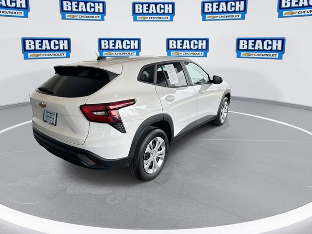 2025 Chevrolet Trax LS