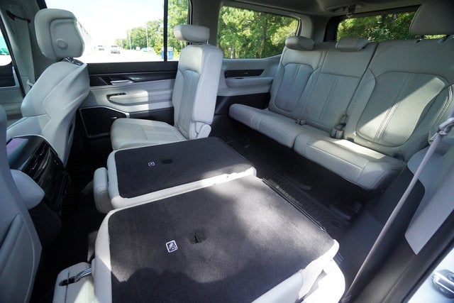 2024 Jeep Wagoneer BASE