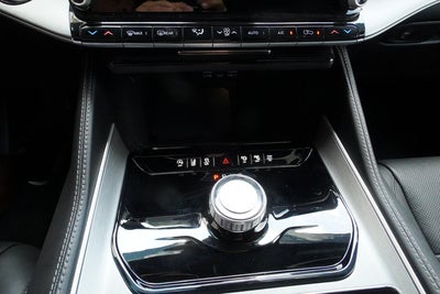 2025 Jeep Wagoneer Series II Carbide