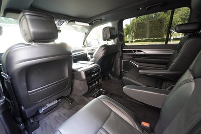2025 Jeep Wagoneer Series II Carbide