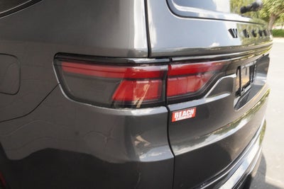 2025 Jeep Wagoneer Series II Carbide