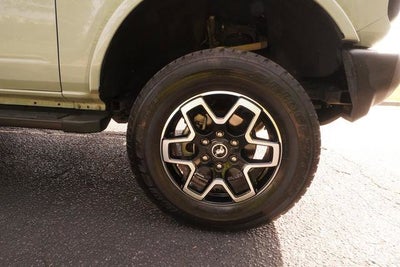 2023 Ford Bronco Base