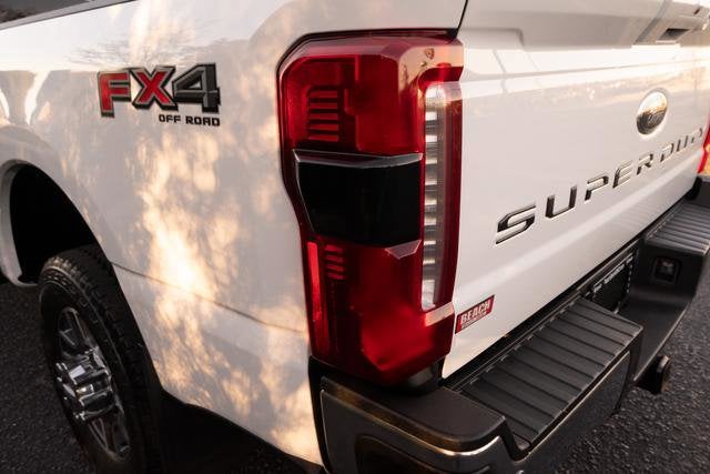 2023 Ford Super Duty F-350 SRW XL