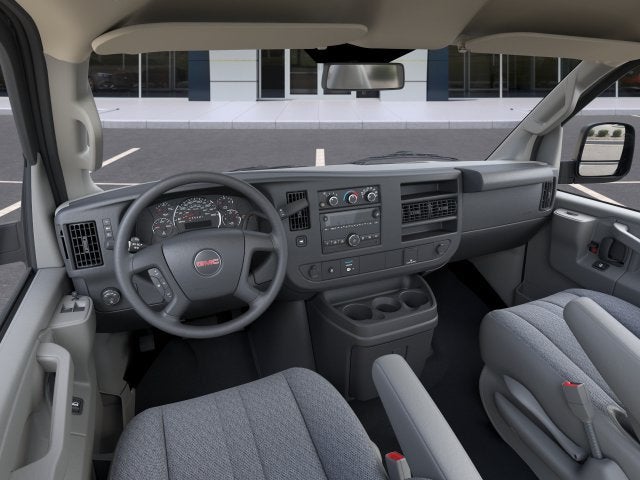 2026 GMC Savana Cutaway 3500 1WT
