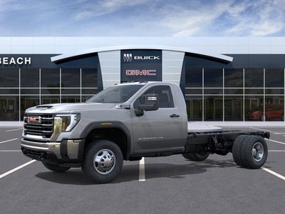 2026 GMC Sierra 3500 HD Chassis Cab Pro