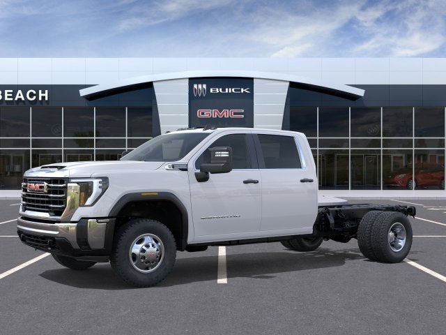 2026 GMC Sierra 3500 HD Chassis Cab Pro