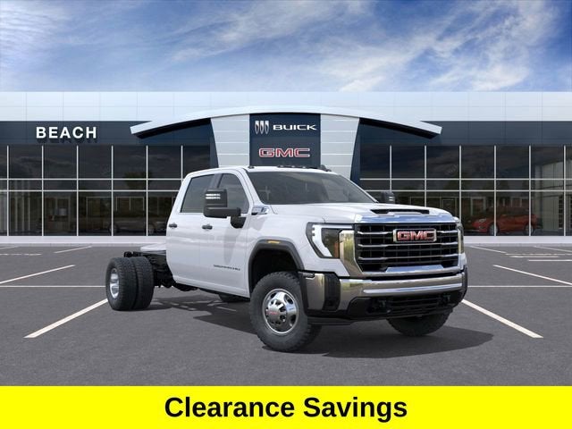 2026 GMC Sierra 3500 HD Chassis Cab Pro