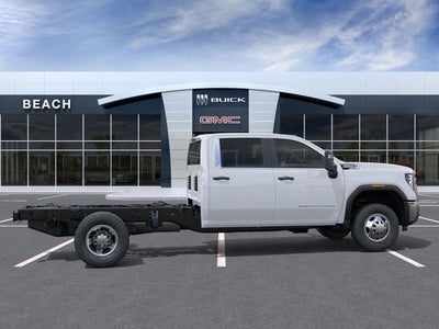 2026 GMC Sierra 3500 HD Chassis Cab Pro