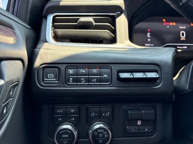 2023 GMC Yukon Denali Ultimate