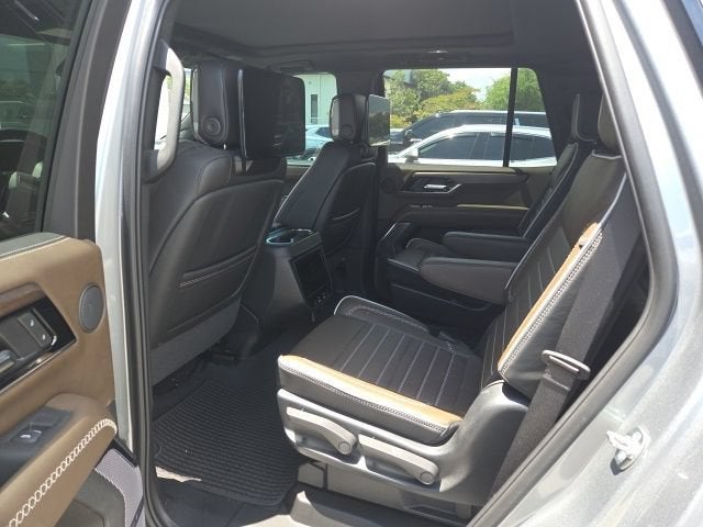 2025 GMC Yukon Denali Ultimate