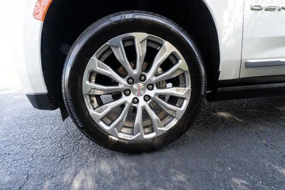 2022 GMC Yukon XL Denali