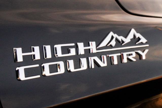2025 Chevrolet Suburban High Country