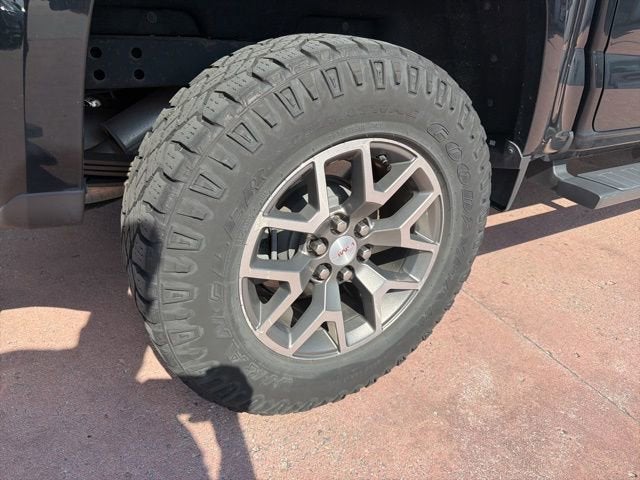 2021 GMC Canyon 4WD AT4 w/Leather
