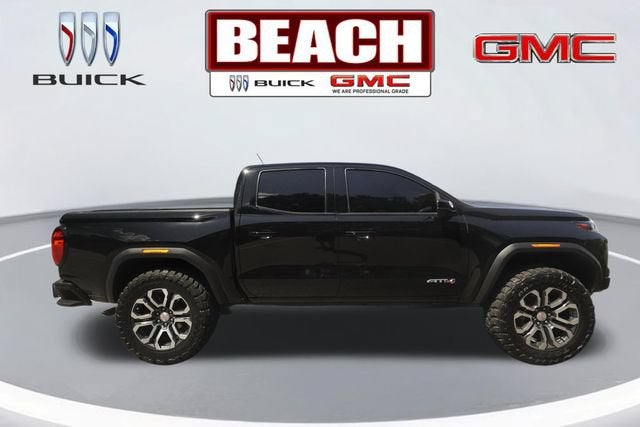 2024 GMC Canyon AT4