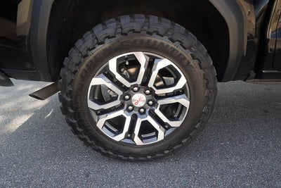 2024 GMC Canyon AT4