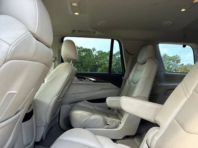 2019 Cadillac Escalade Luxury