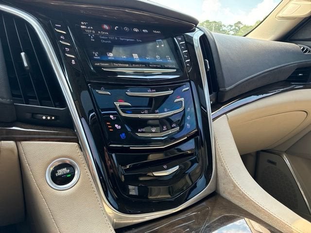 2019 Cadillac Escalade Luxury