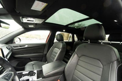 2024 Volkswagen Atlas Cross Sport 2.0T SEL R-Line