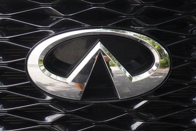 2024 INFINITI QX60 PURE