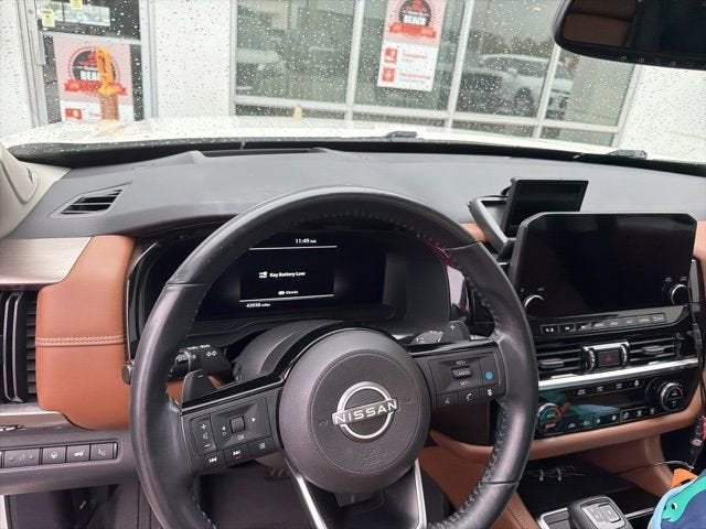 2022 Nissan Pathfinder Platinum