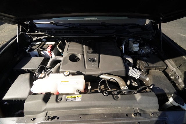 2025 Toyota Tundra 4WD SR
