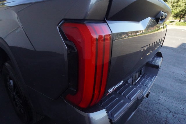 2025 Toyota Tundra 4WD SR