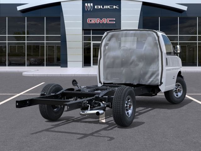 2026 GMC Savana Cutaway 3500 1WT