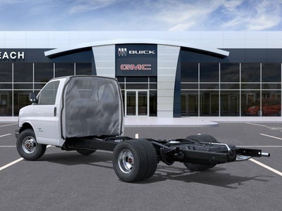 2026 GMC Savana Cutaway 3500 1WT