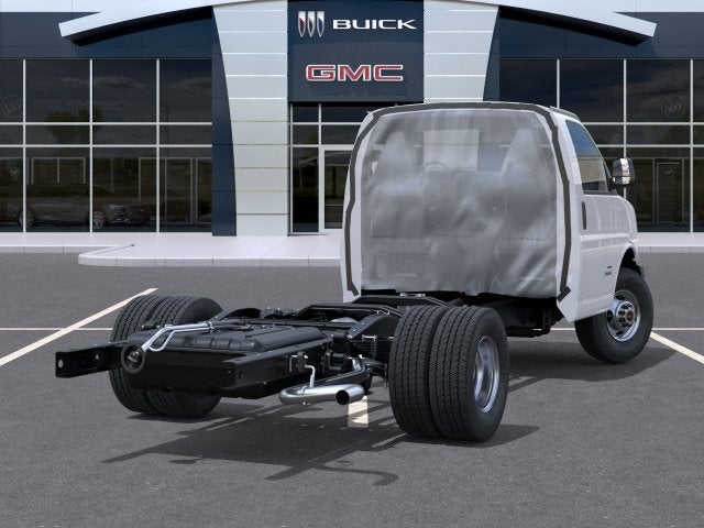 2026 GMC Savana Cutaway 3500 1WT