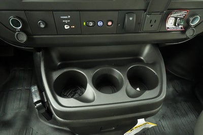 2025 GMC Savana Cutaway 3500 1WT