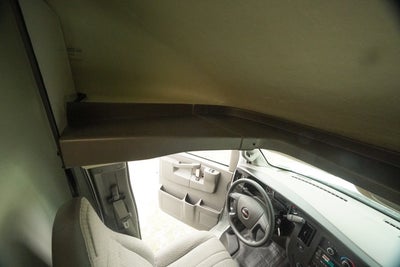 2025 GMC Savana Cutaway 3500 1WT