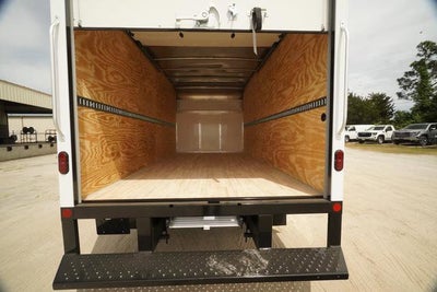 2026 GMC Savana Cutaway 3500 1WT