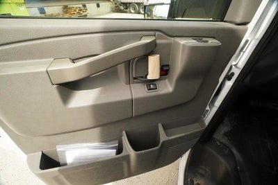 2026 GMC Savana Cutaway 3500 1WT
