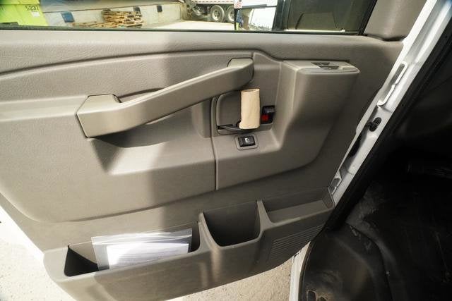 2026 GMC Savana Cutaway 3500 1WT