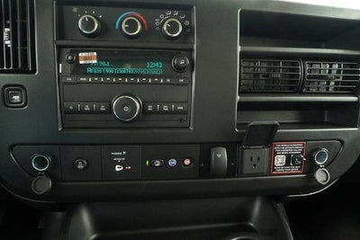 2026 GMC Savana Cutaway 3500 1WT