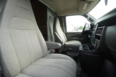 2026 GMC Savana Cutaway 3500 1WT