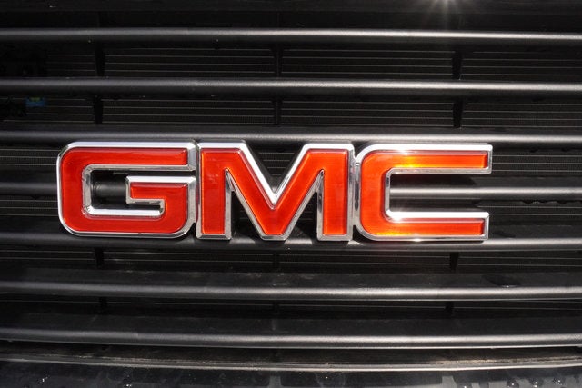 2026 GMC Savana Cutaway 3500 1WT