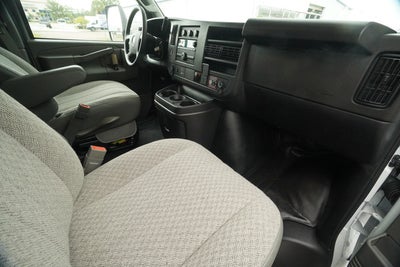 2026 GMC Savana Cutaway 3500 1WT