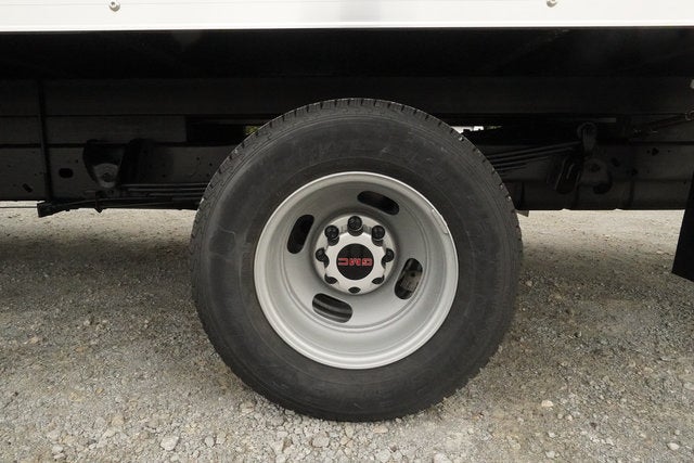 2026 GMC Savana Cutaway 4500 2WT