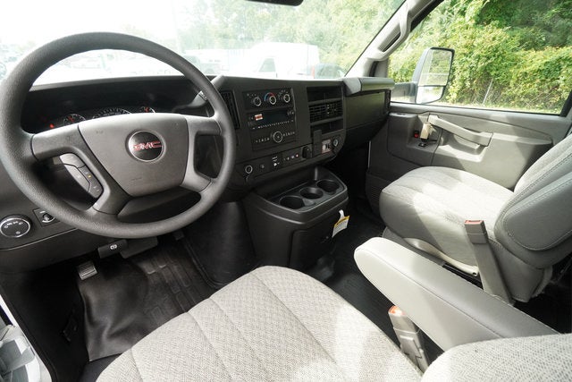 2026 GMC Savana Cutaway 4500 2WT