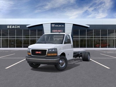 2026 GMC Savana Cutaway 4500 2WT